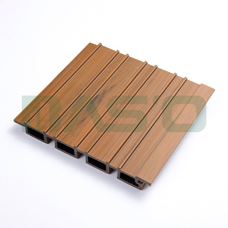 An Ionsaíonn Adhmad Fuaim? Painéil is Fearr & Treoir Fuaimedhíonta DIY